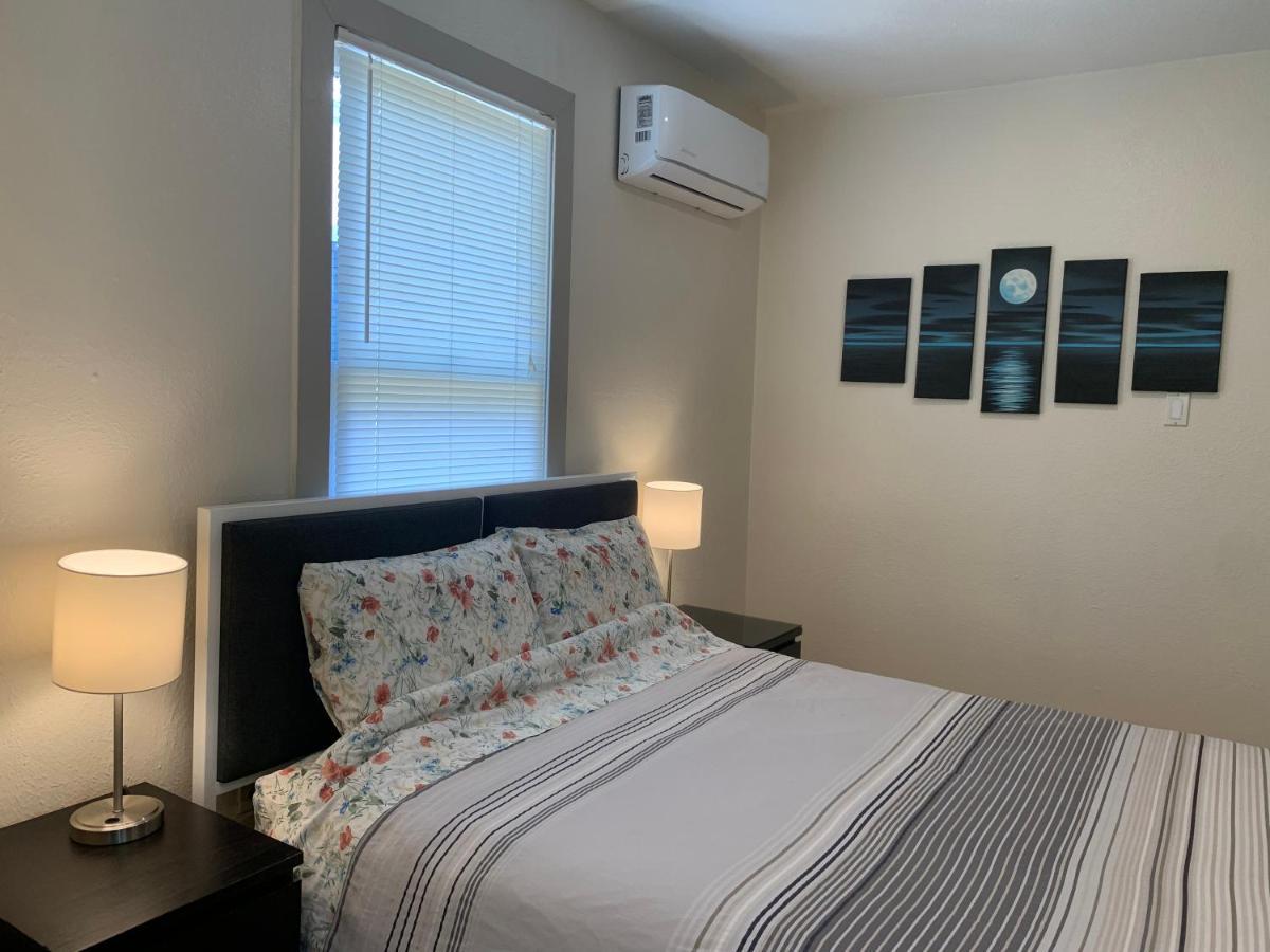 125-#4 Downtown Cozy Upstairs One Bedroom Apt San Antonio Bagian luar foto